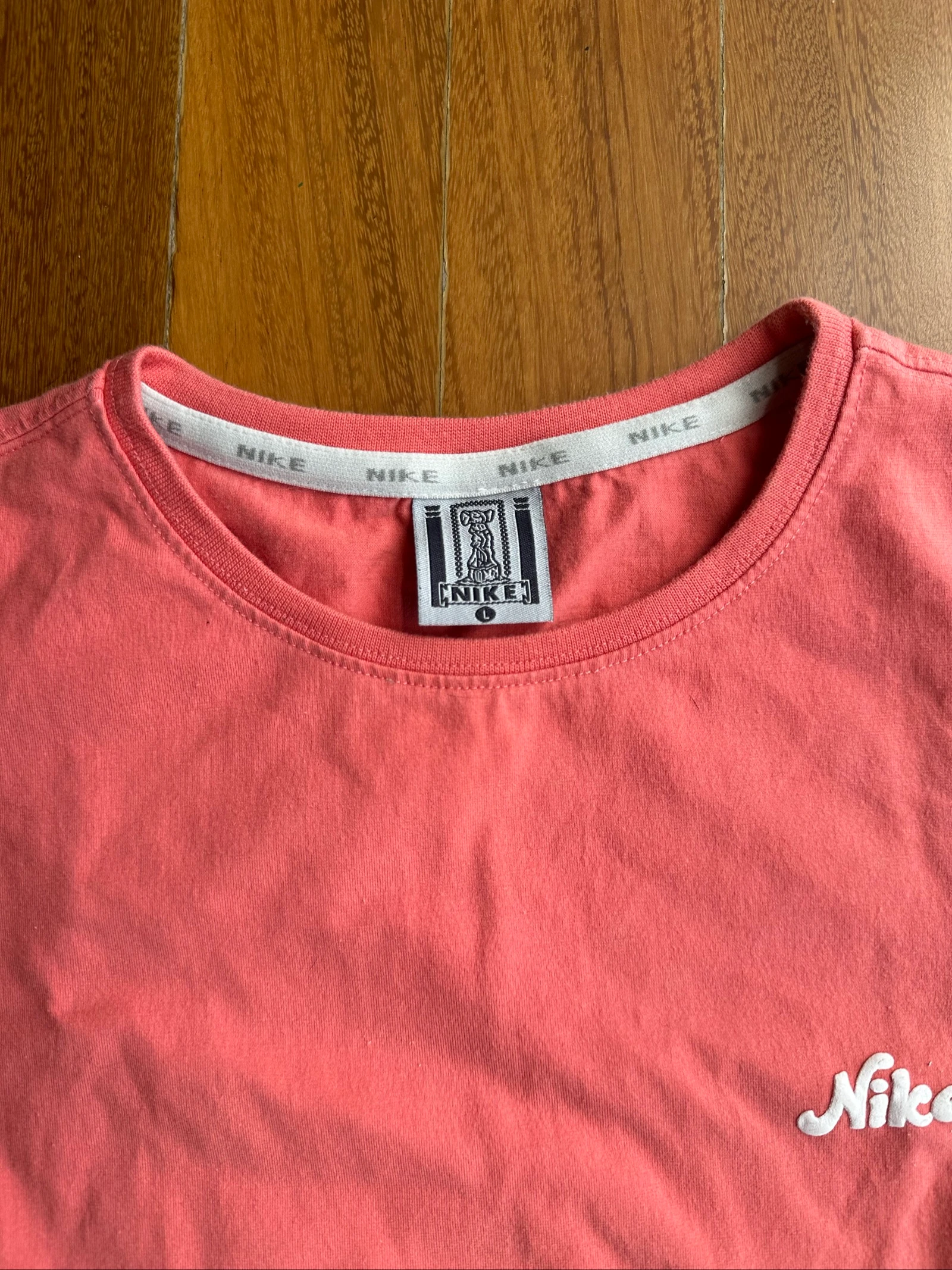 Coral Nike T-shirt size L – photo 2